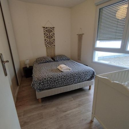 Saint Denis Appartement 2 Chambres Avec Parking Εξωτερικό φωτογραφία