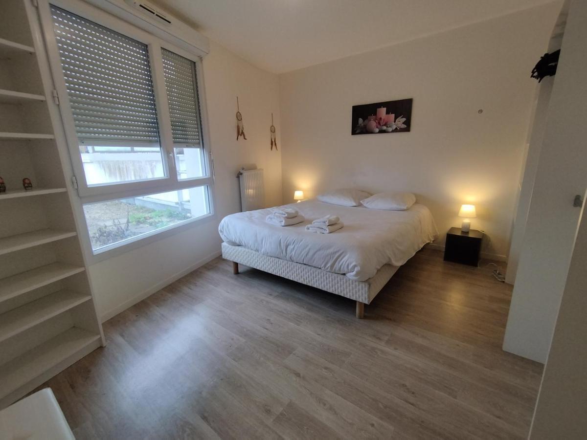 Saint Denis Appartement 2 Chambres Avec Parking Εξωτερικό φωτογραφία
